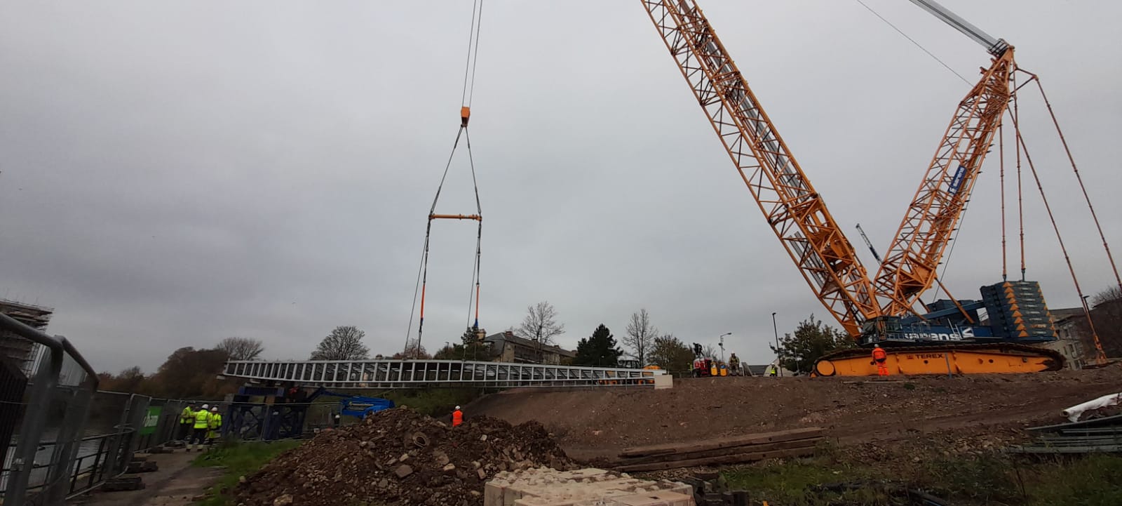 Victor Buyck Steel Construction - Installation Bath Quays Bridge (2).jpg
