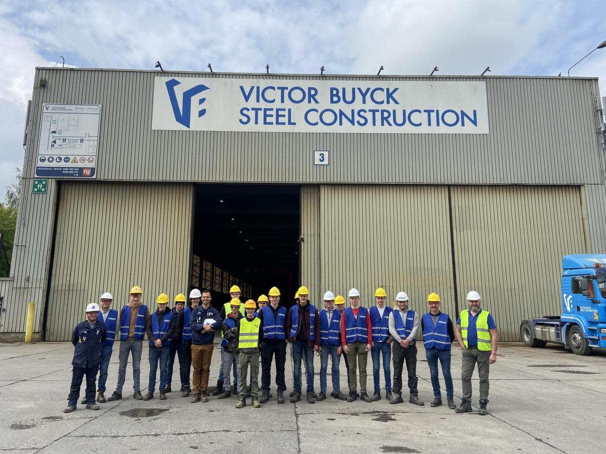 Victor Buyck Steel Construction - Studenten over de vloer